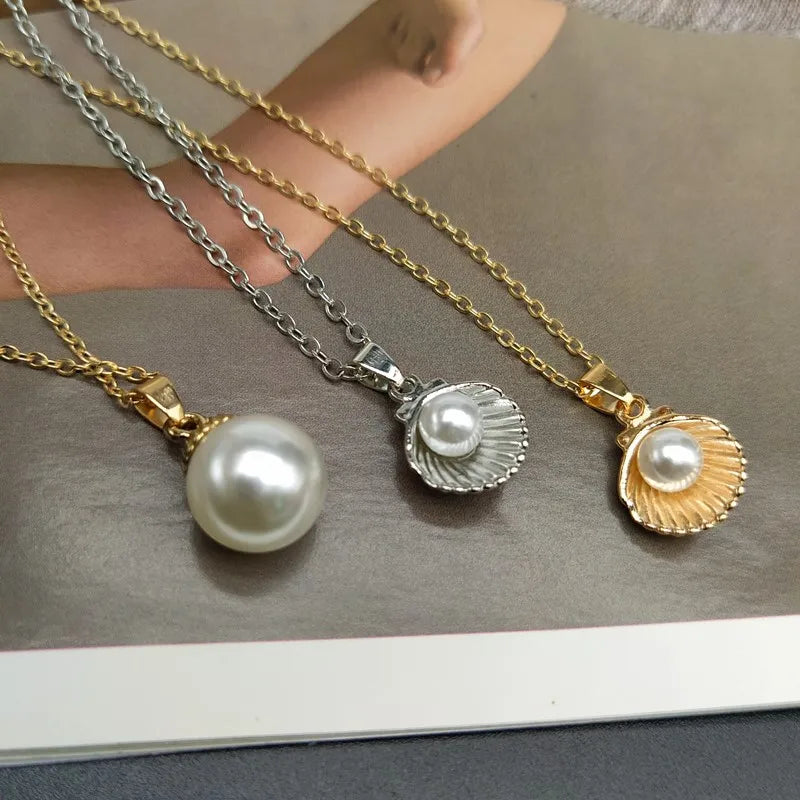 Shell Pearl Pendant Choker Necklace