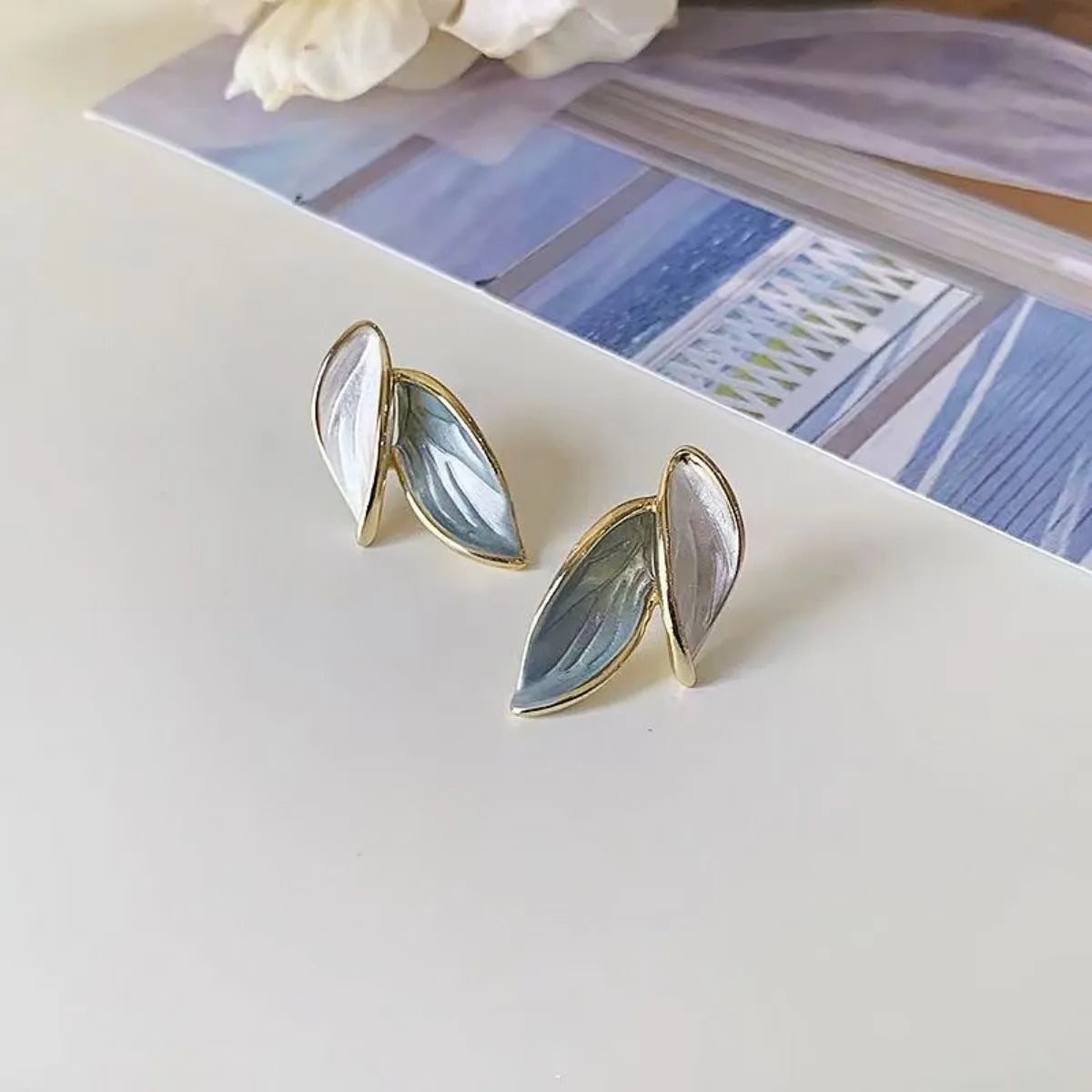 Retro Blue White Leaf Elegant Fashionable Earrings