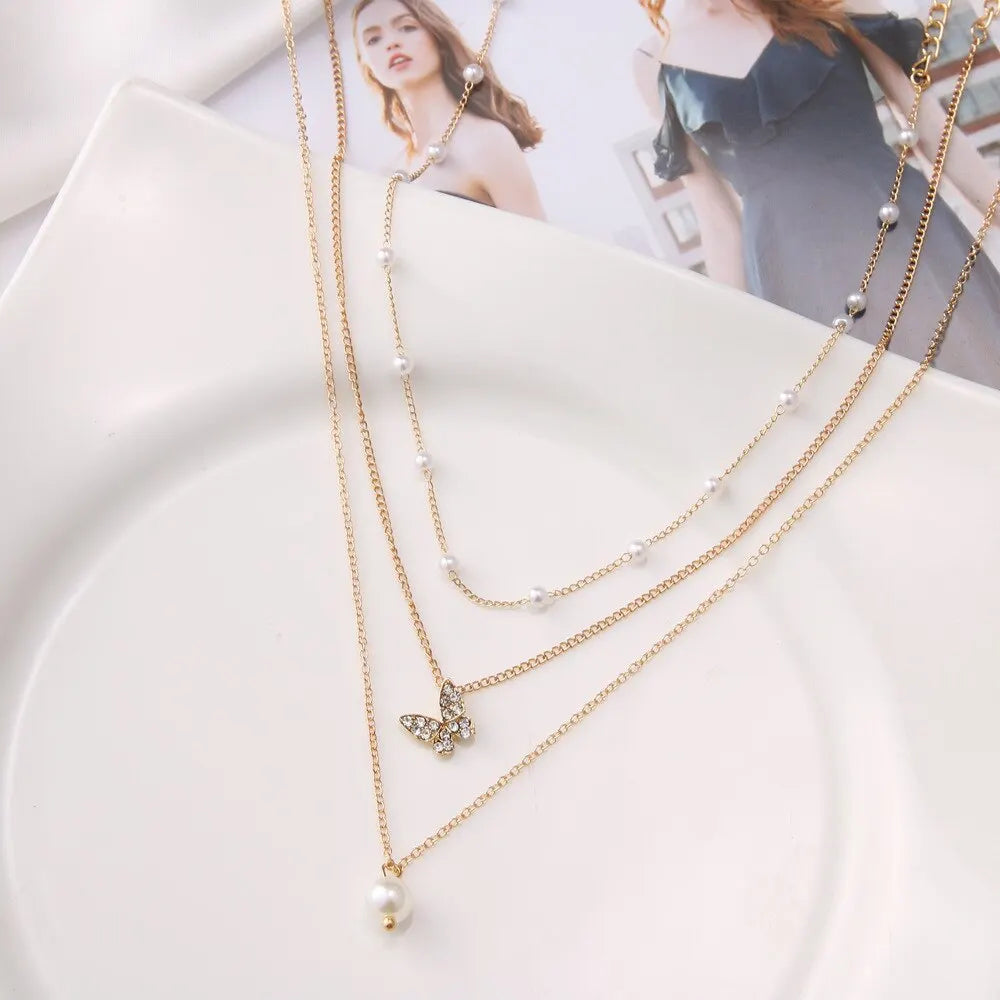 Retro Multilayer Butterfly Pendant Artificial Pearl Clavicle Chain Necklace