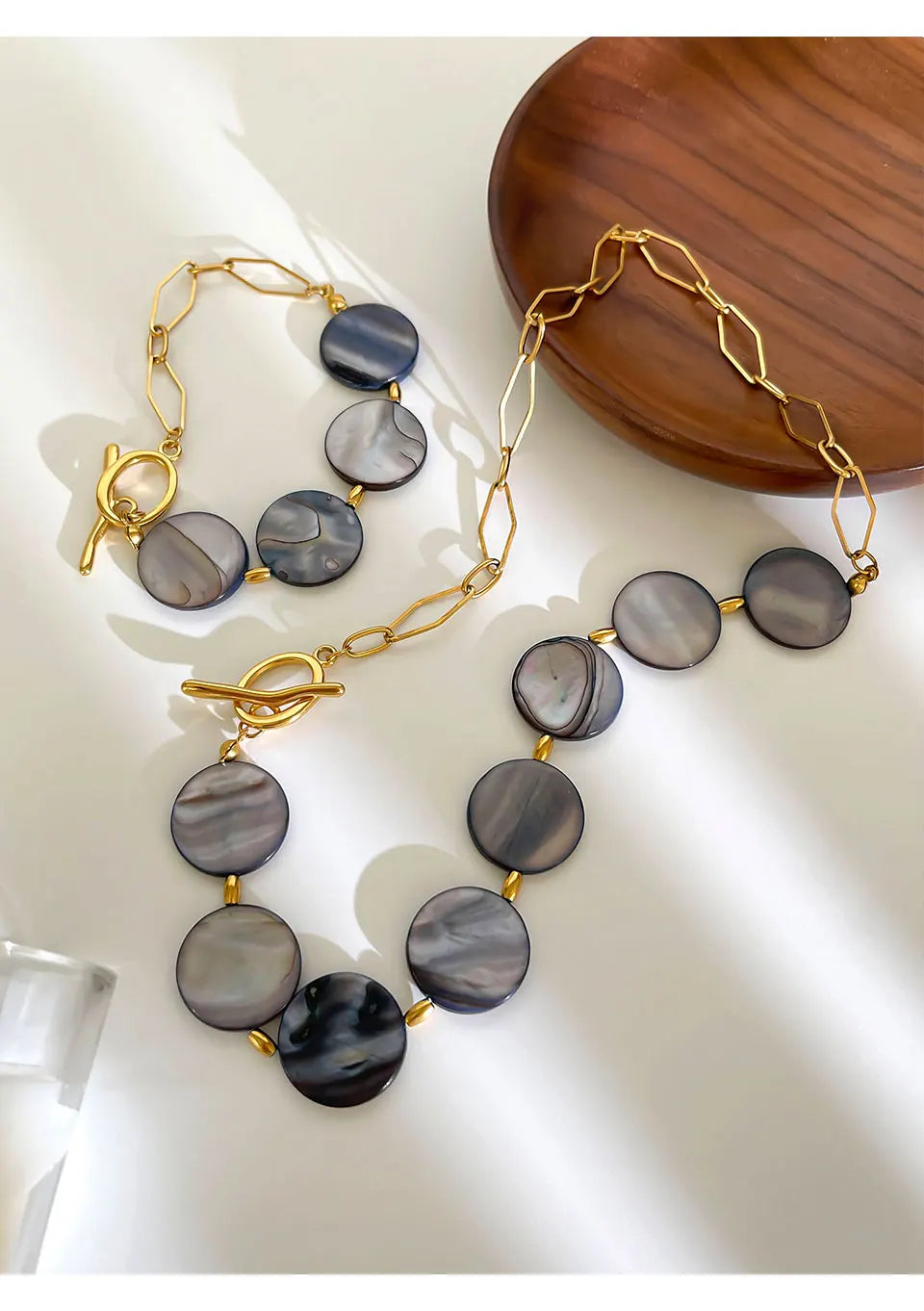 Stainless Steel Grey Round Natural Shell Bracelet Necklace Jewelry Set