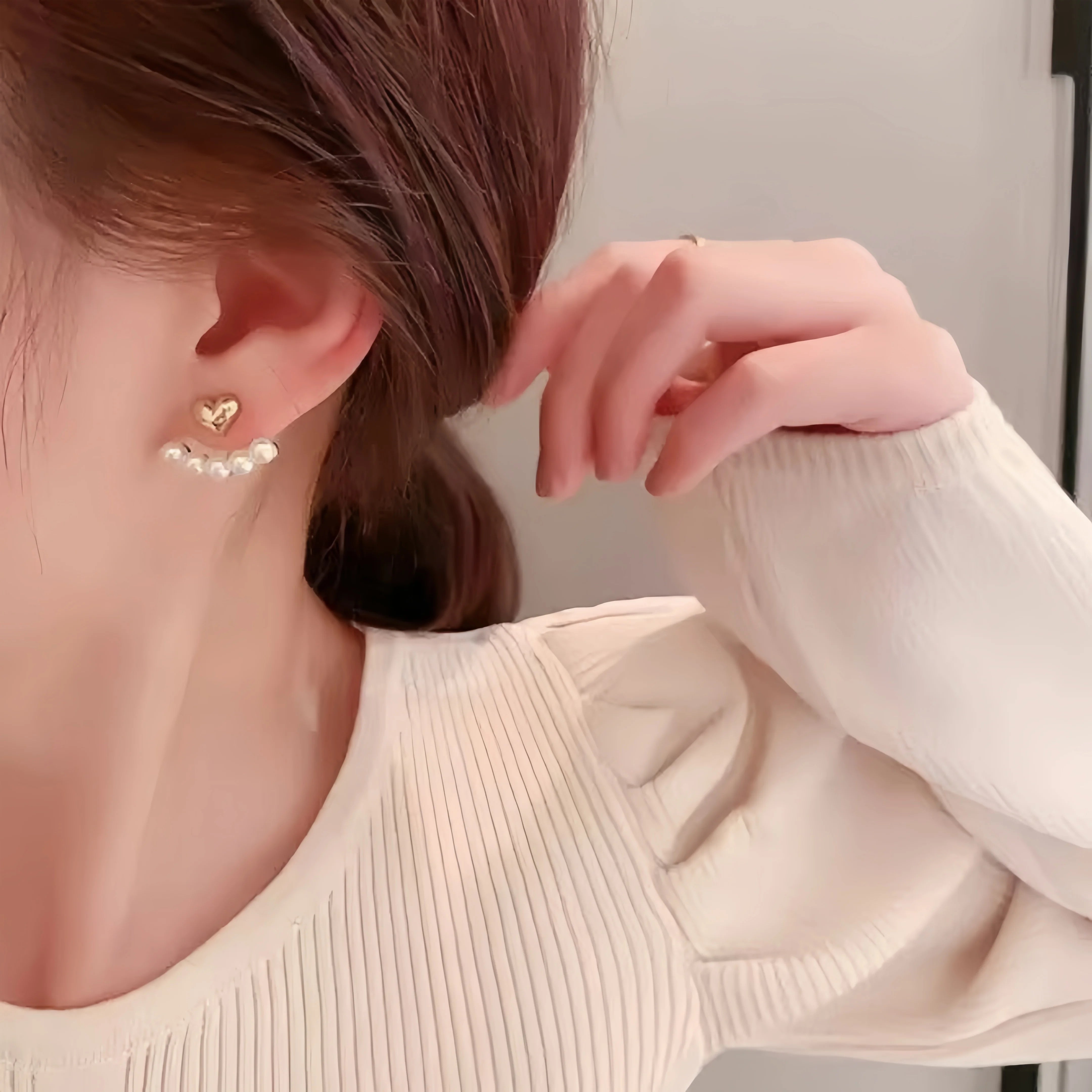 Luxury Sweet Heart-shaped Pearl Stud Earrings