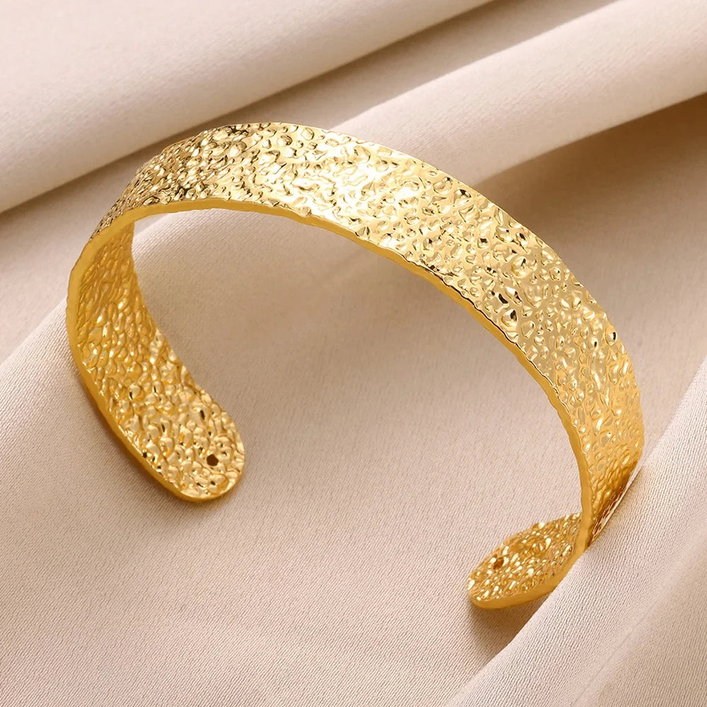 Exquisite Classic Gold Color Stainless Steel Bangles Cuff Bracelet