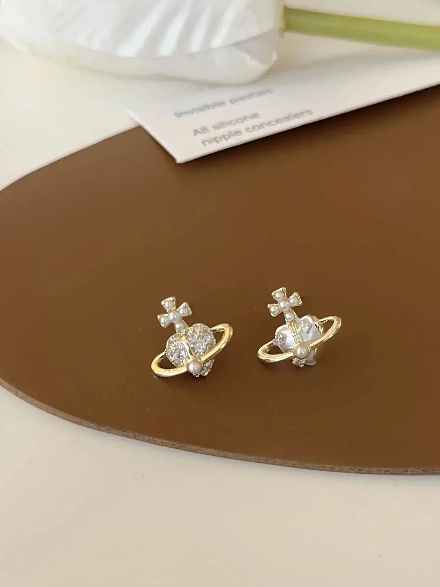 Elegant Double Side White Shell Pearl Stud Earrings