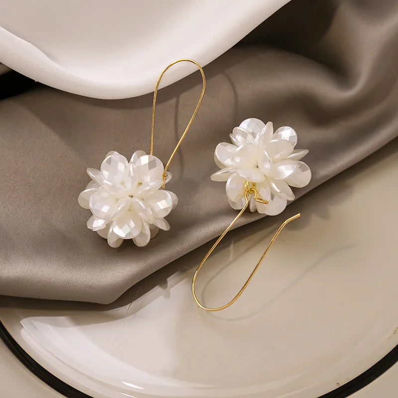 Fashion Trend DIY Pearl Petal Ball Earrings