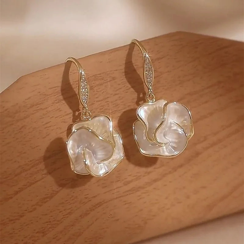 Korean Golden Rimmed Flower Drop Earrings