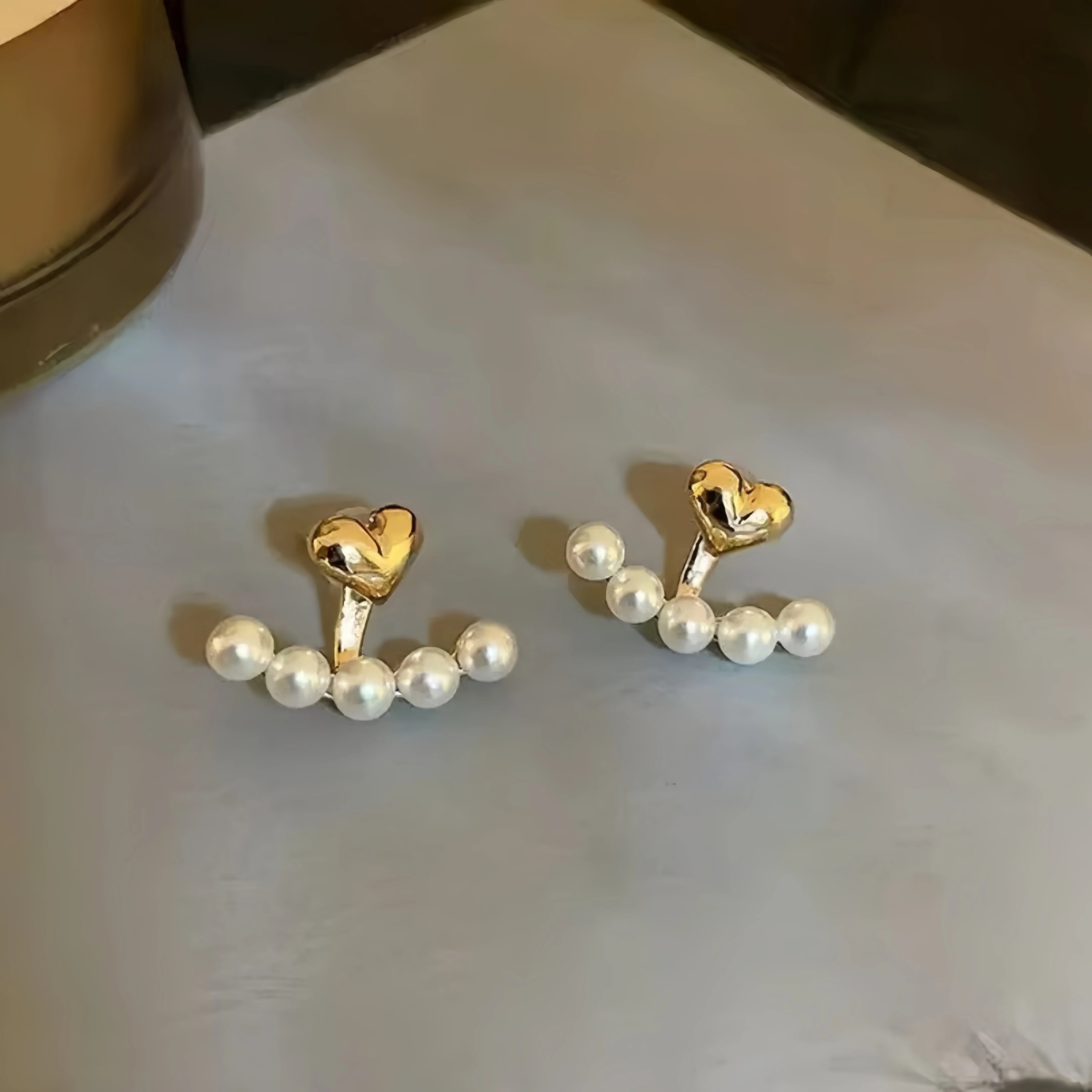 Luxury Sweet Heart-shaped Pearl Stud Earrings