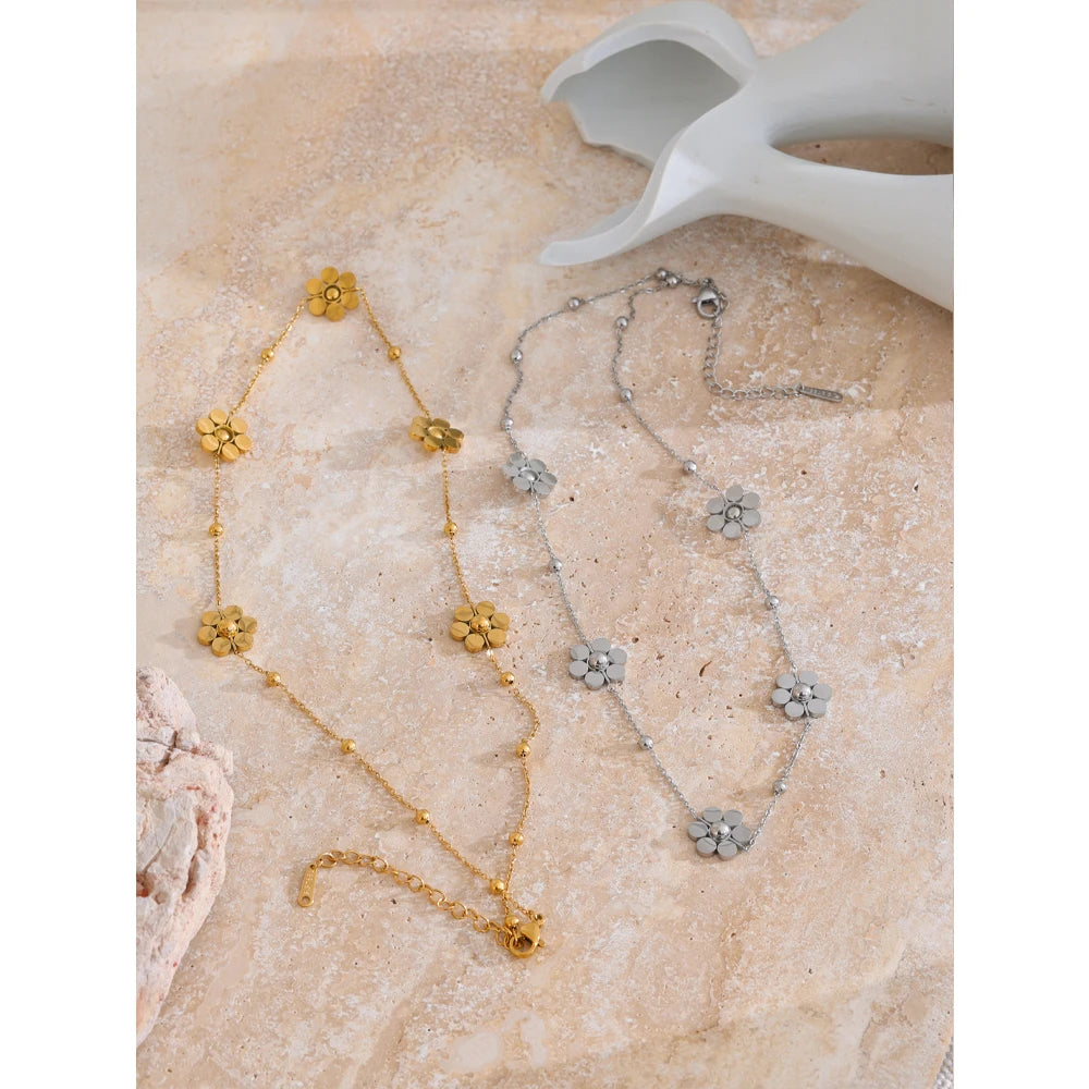 Stainless Steel Flower Chain Fashion Necklace