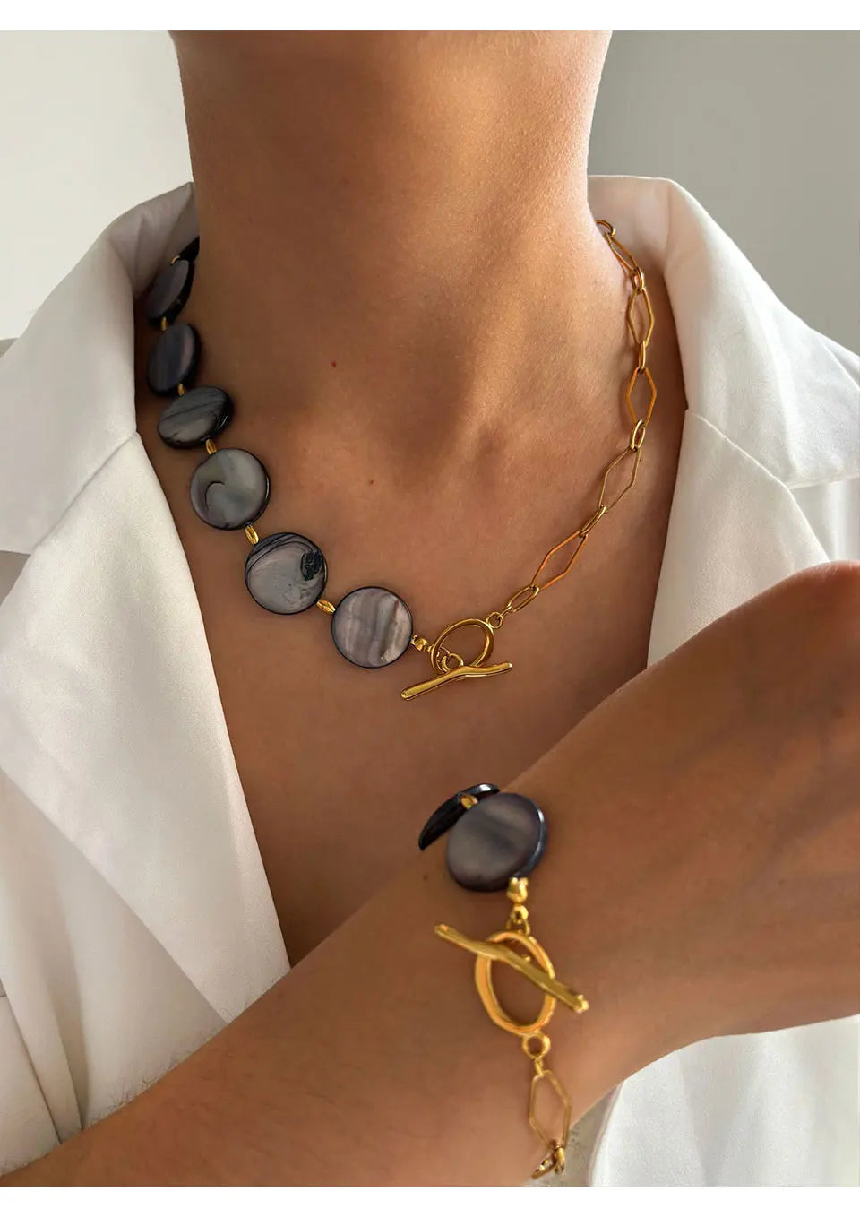 Stainless Steel Grey Round Natural Shell Bracelet Necklace Jewelry Set